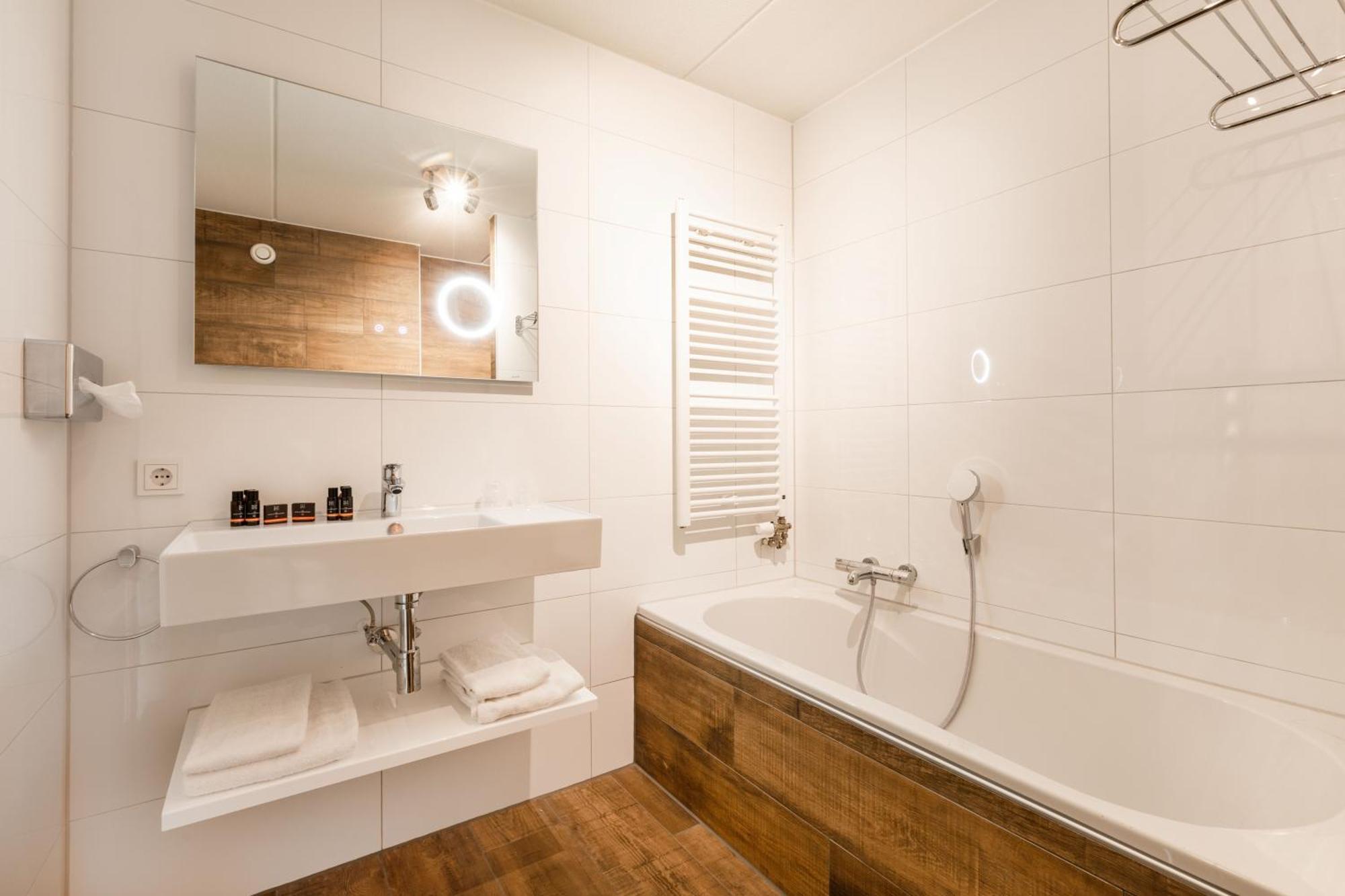 Landhuis Hotel De Herikerberg 마르케로 외부 사진